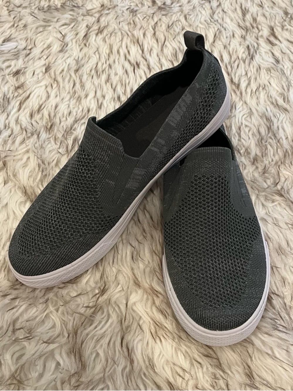 Children's Place Slip-On Sneakers - Stretch Fabric - Grey - Boys 6 *Never Worn*